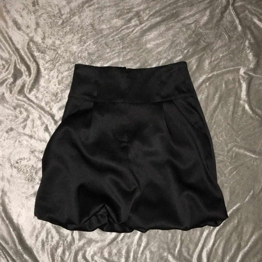 Satin bubble skirt